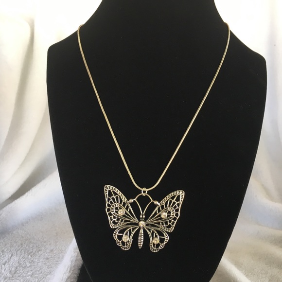 Butterfly Necklace, Silver Fashion Jewelry - Picture 4 of 4